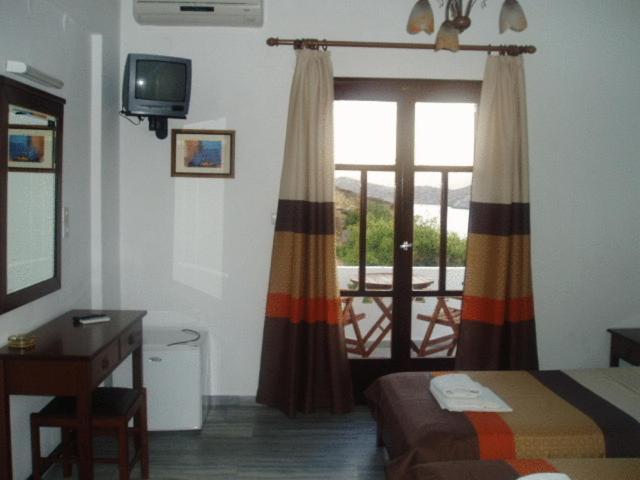 Rita'S Rooms Chora d'Ios Chambre photo